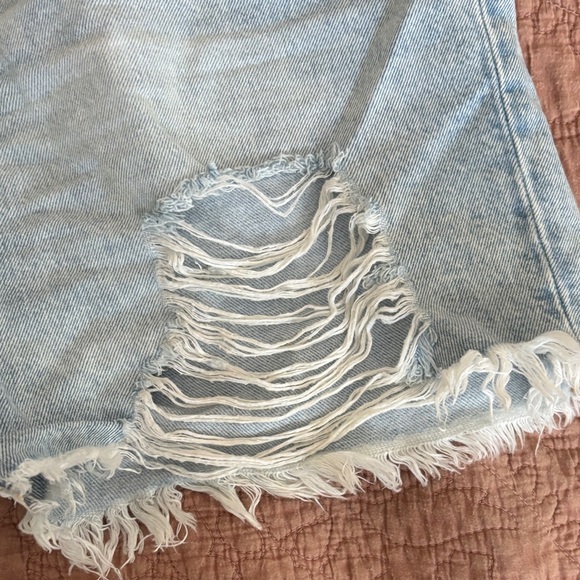 H&M Light Blue Distressed Jean Shorts - Picture 3 of 5